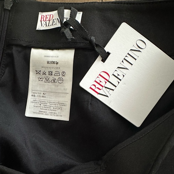 Red Valentino Black Cotton-Blend Ruffle Mini Skirt - Picture 2 of 5